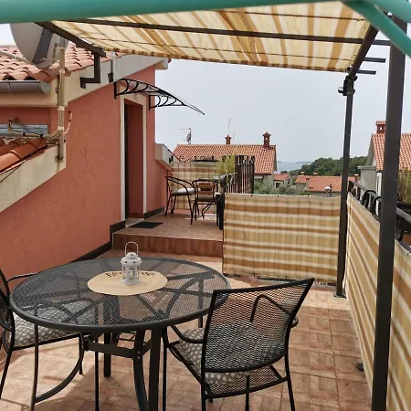 Apartments Babic Fazana Exterior photo